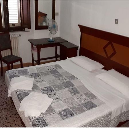 Hotel Stella Follonica Exterior foto